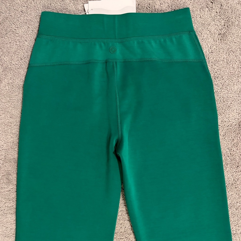 🌿 Lilly Pulitzer UPF 50+ 30.5" Alwyn High Rise Pant, Fiddle Leaf Green, FLAWED - Picture 10 of 16
